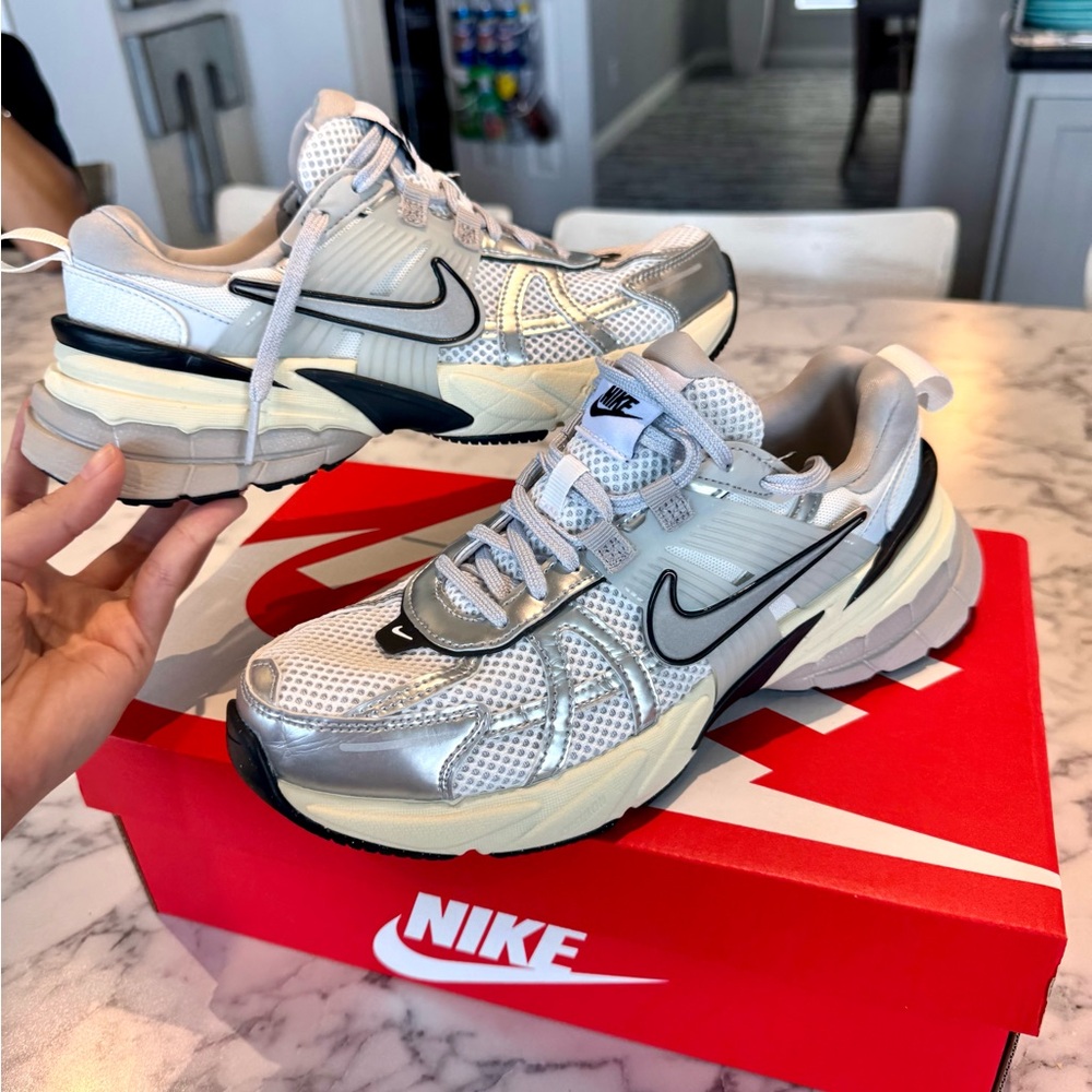 Nike v2k run White and Silver Sneakers